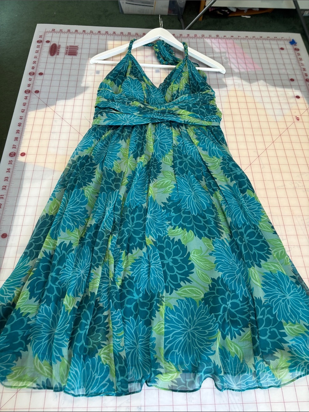 Donna Ricco Silk Size 4 Turquoise, Teal & Lime Floral Halter Summer Dress
